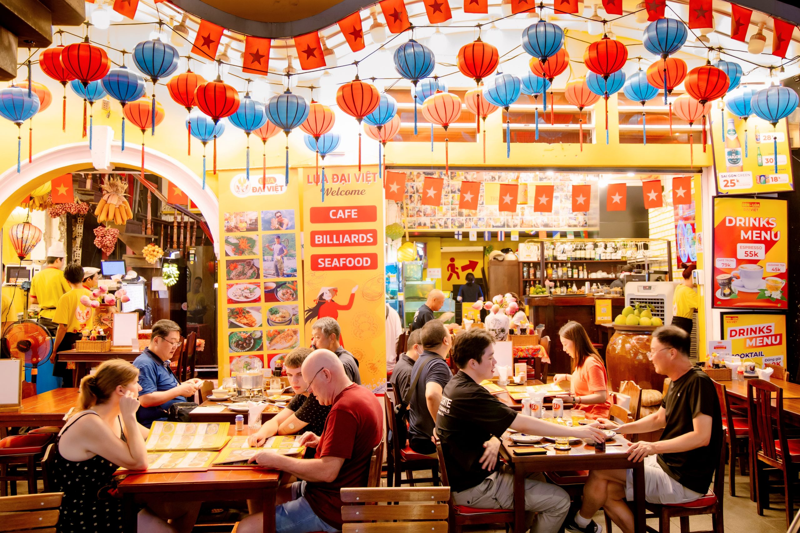 LuaDaiViet Vietnamesefood Saigon open 24/7